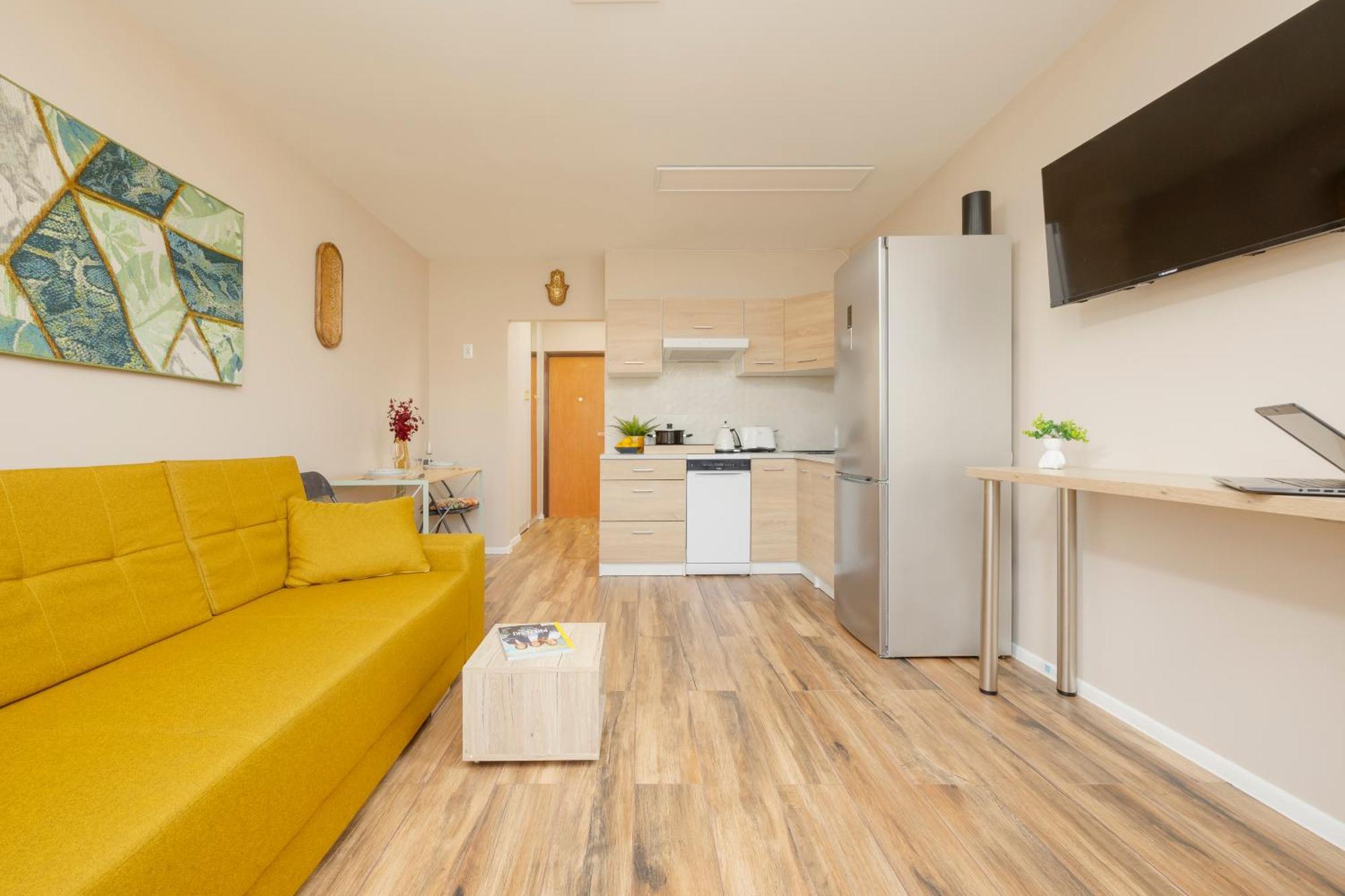 Zoliborz Modern Apartment 8Th Floor By Noclegi Renters Варшава Екстер'єр фото